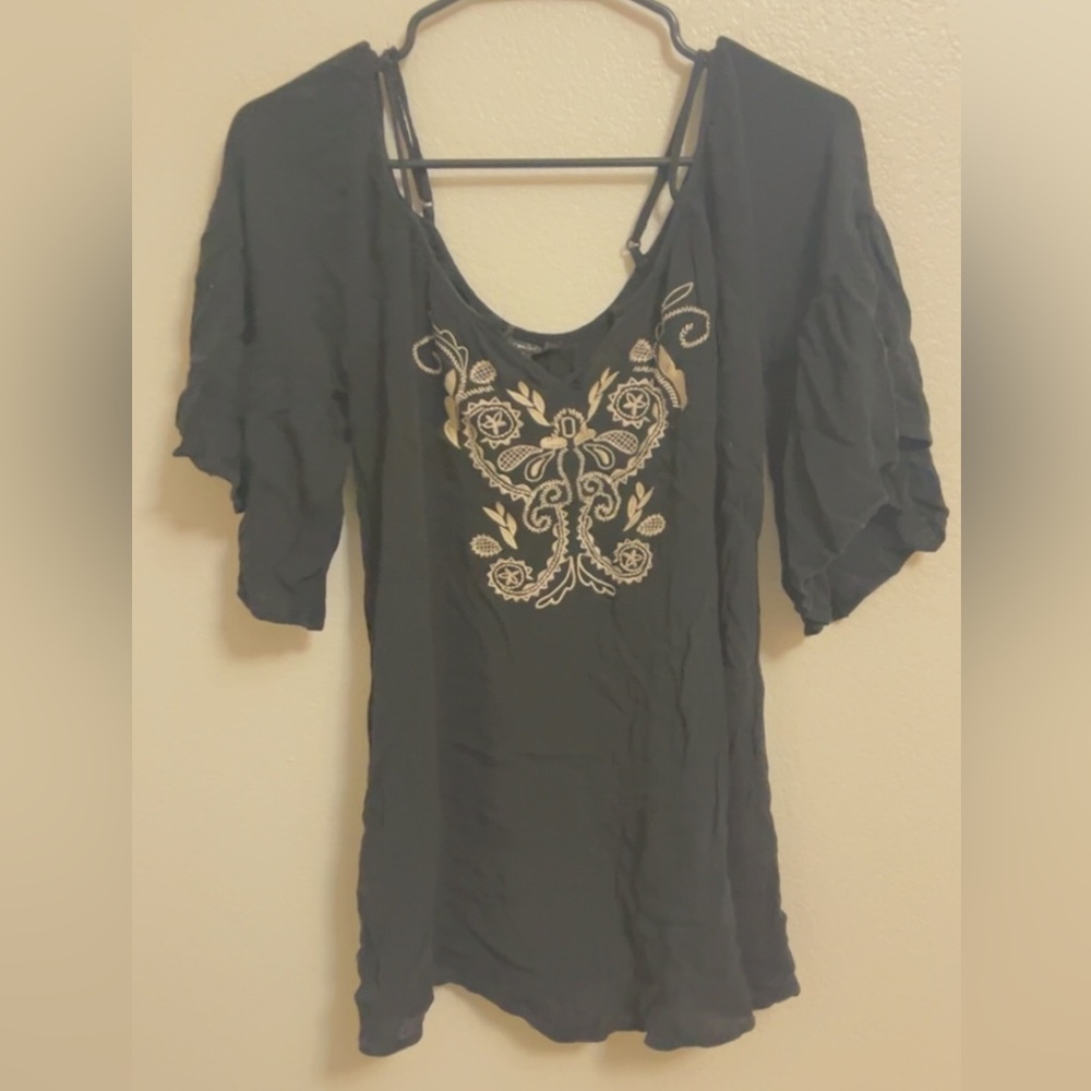 Papaya Black Embroidered Short Sleeve